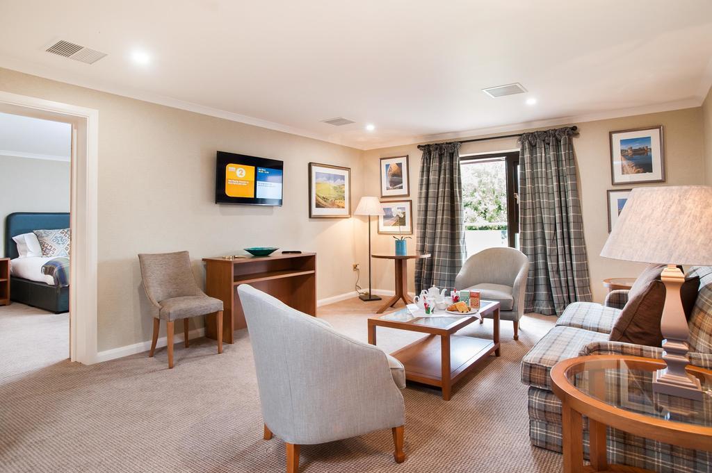 Parkway Hotel & Spa Cwmbran Luaran gambar